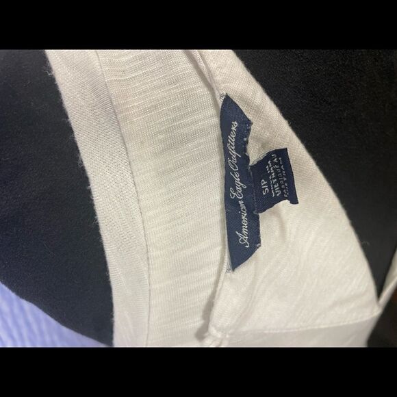 Off white tank (ID#21) - Picture 3 of 3